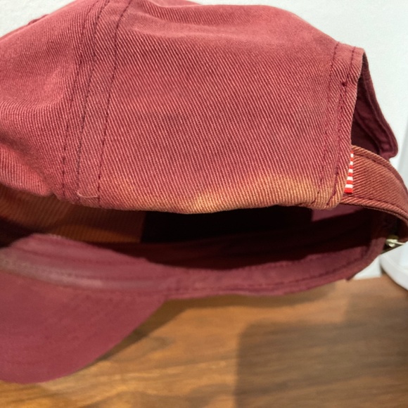 Herschel burgundy dad cap - Picture 4 of 4